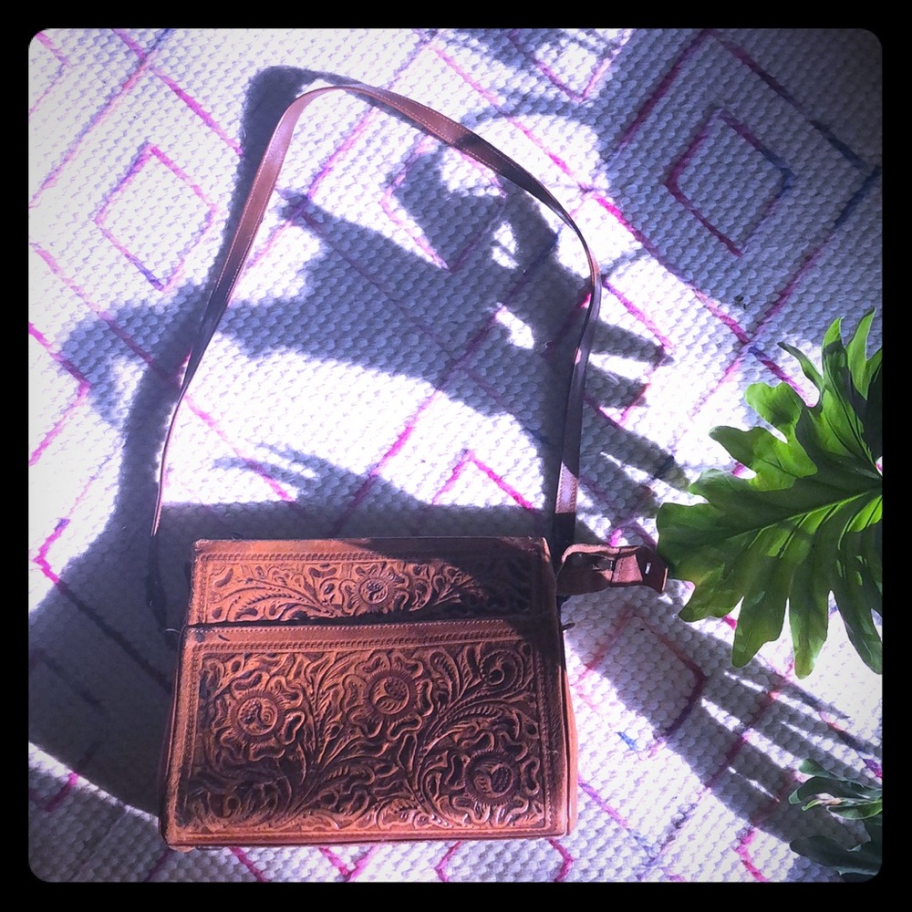 Genuine leather carved purse
